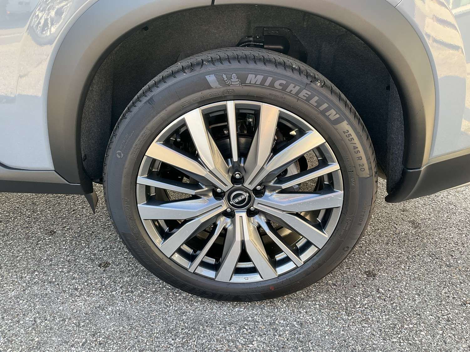 Fahrzeugbild eines Nissan X-TRAIL
