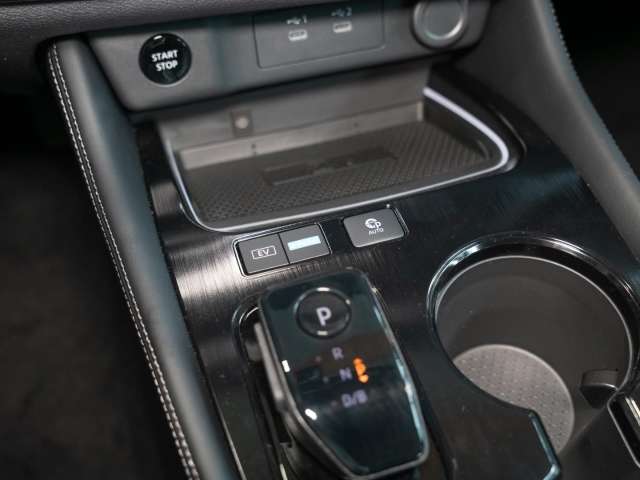 Fahrzeugbild eines Nissan X-TRAIL