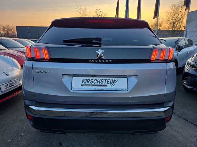 Fahrzeugbild eines Peugeot 3008