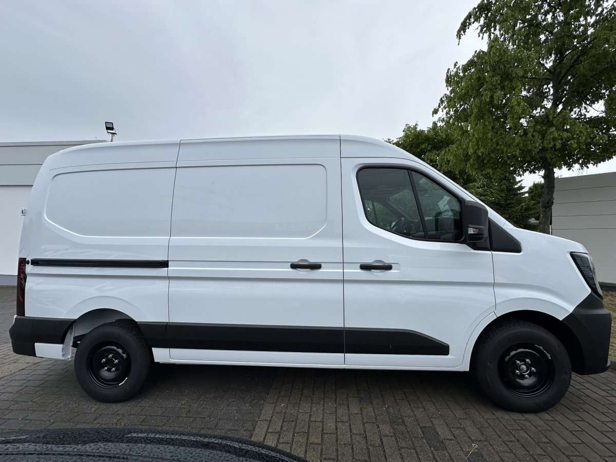 Fahrzeugbild eines Renault Master