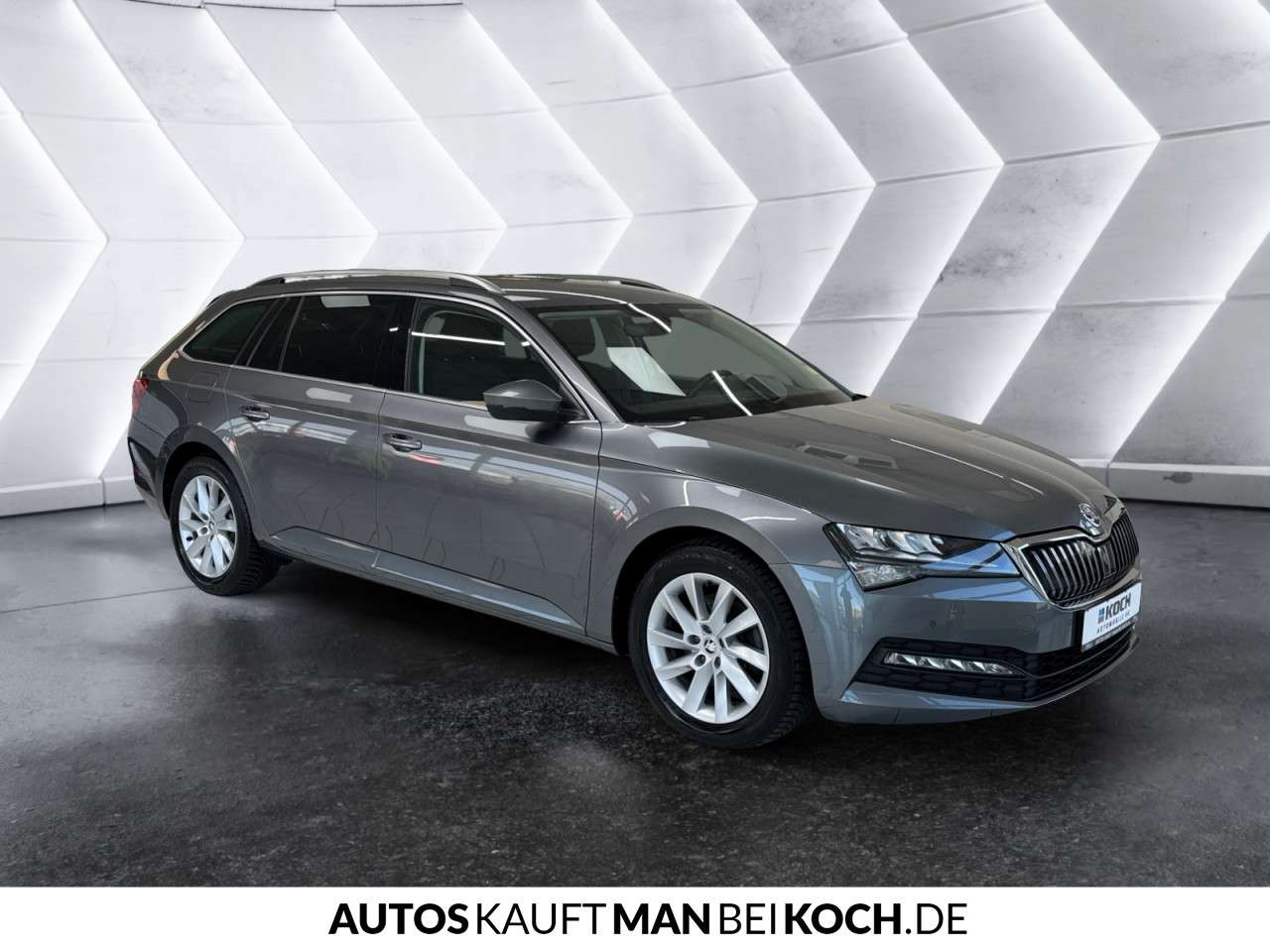 Fahrzeugbild eines Skoda Superb