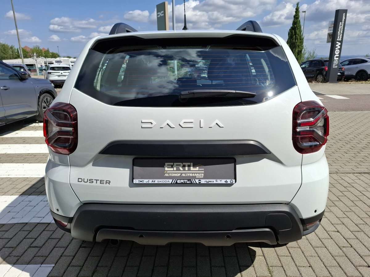Fahrzeugbild eines Dacia Duster