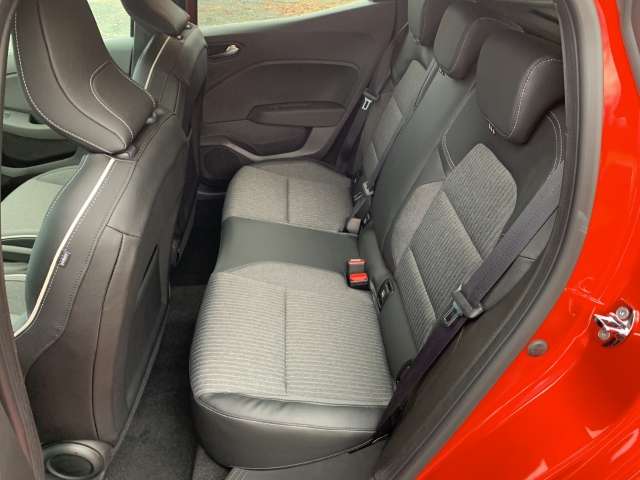 Fahrzeugbild eines Renault Clio