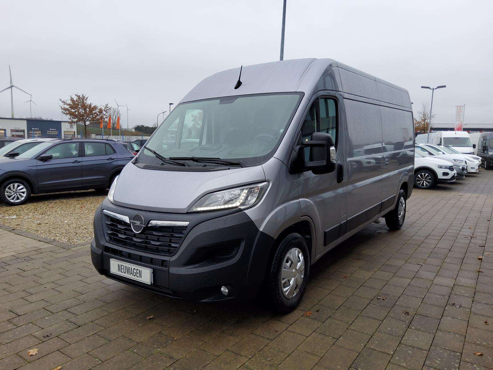 Fahrzeugbild eines Opel Movano