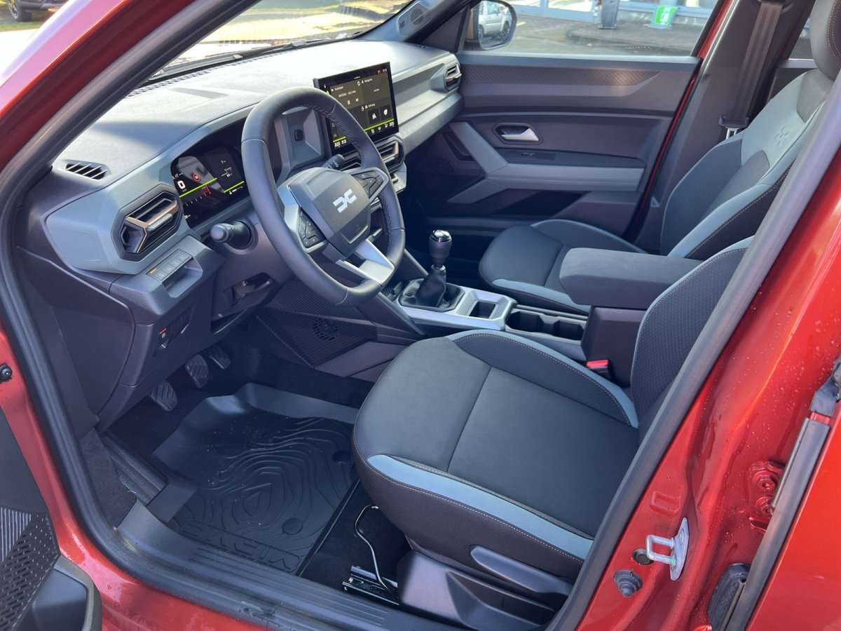 Fahrzeugbild eines Dacia Bigster