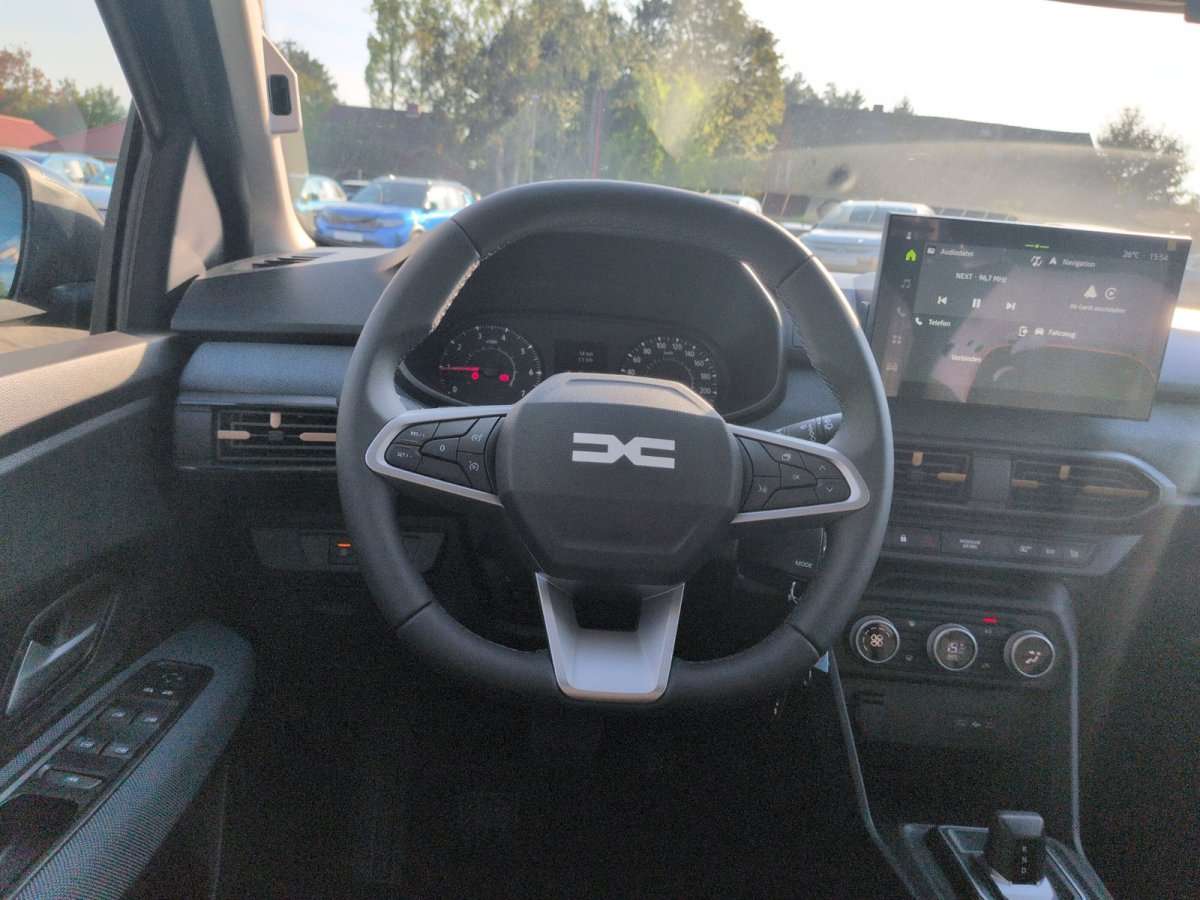 Fahrzeugbild eines Dacia Sandero