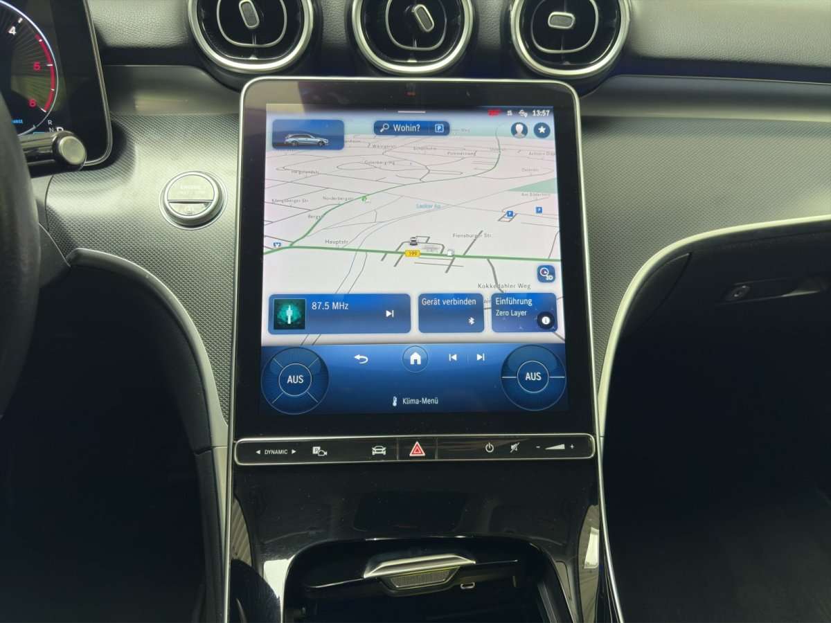 Fahrzeugbild eines Mercedes-Benz C-Klasse