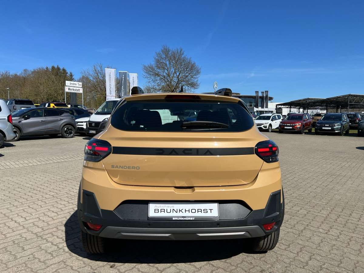 Fahrzeugbild eines Dacia Sandero