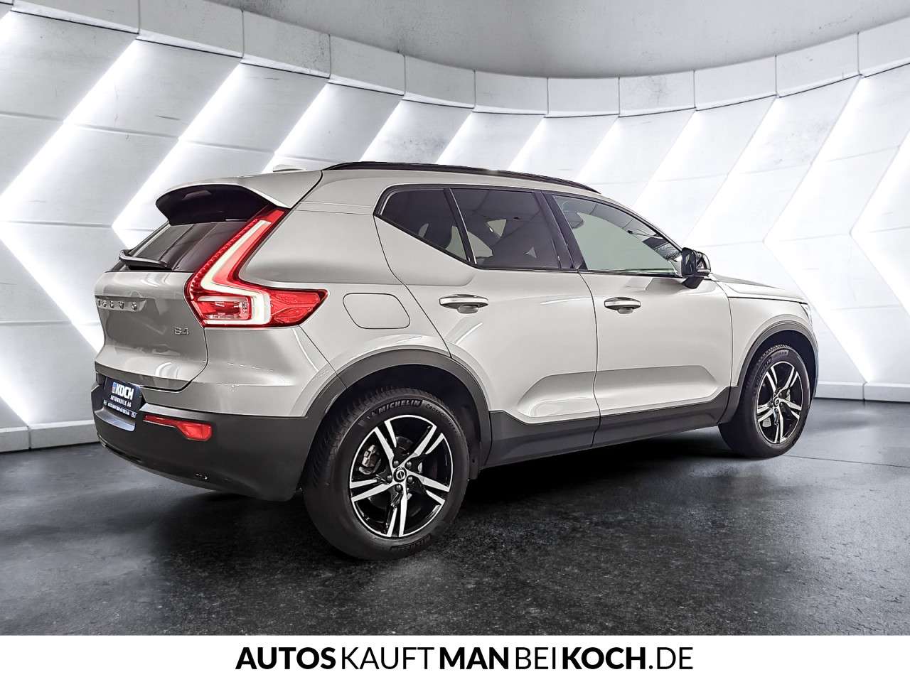 Fahrzeugbild eines Volvo XC40