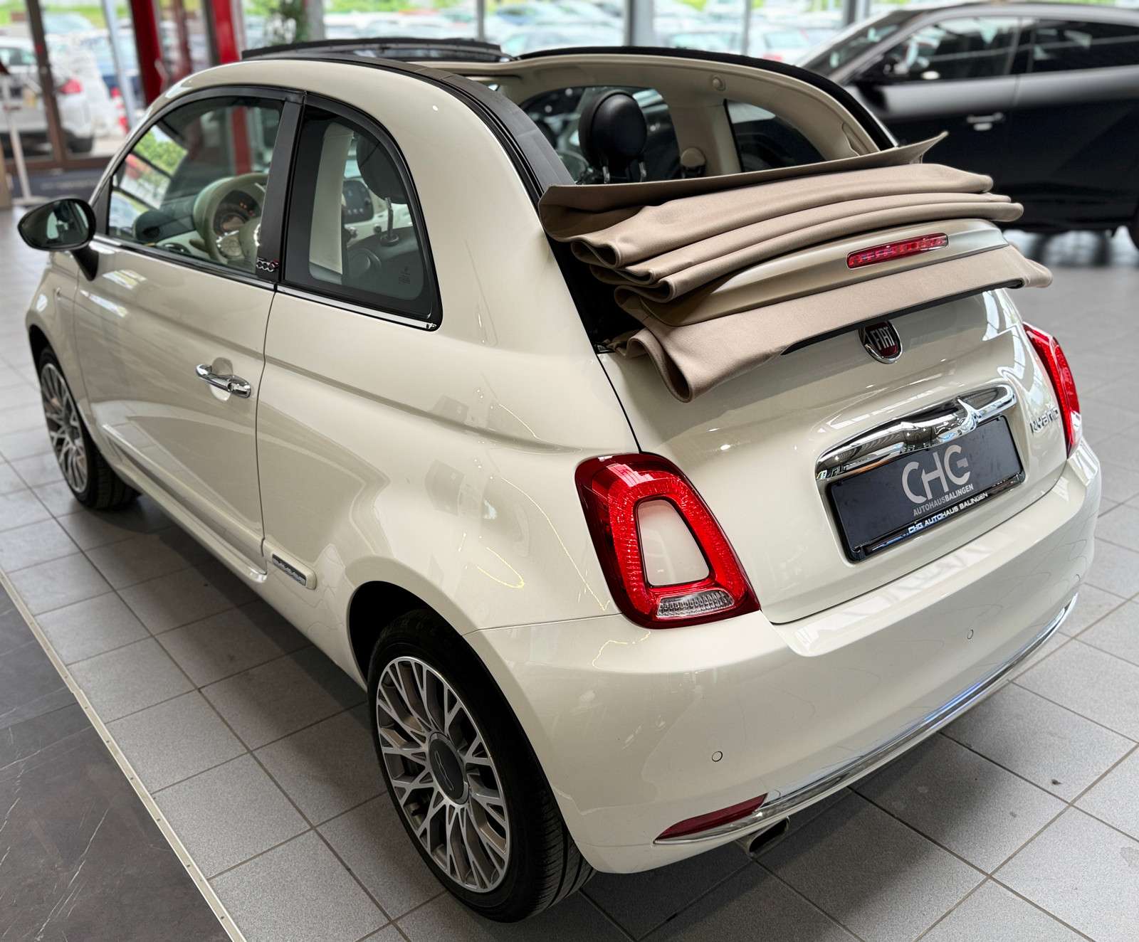 Fahrzeugbild eines Fiat 500