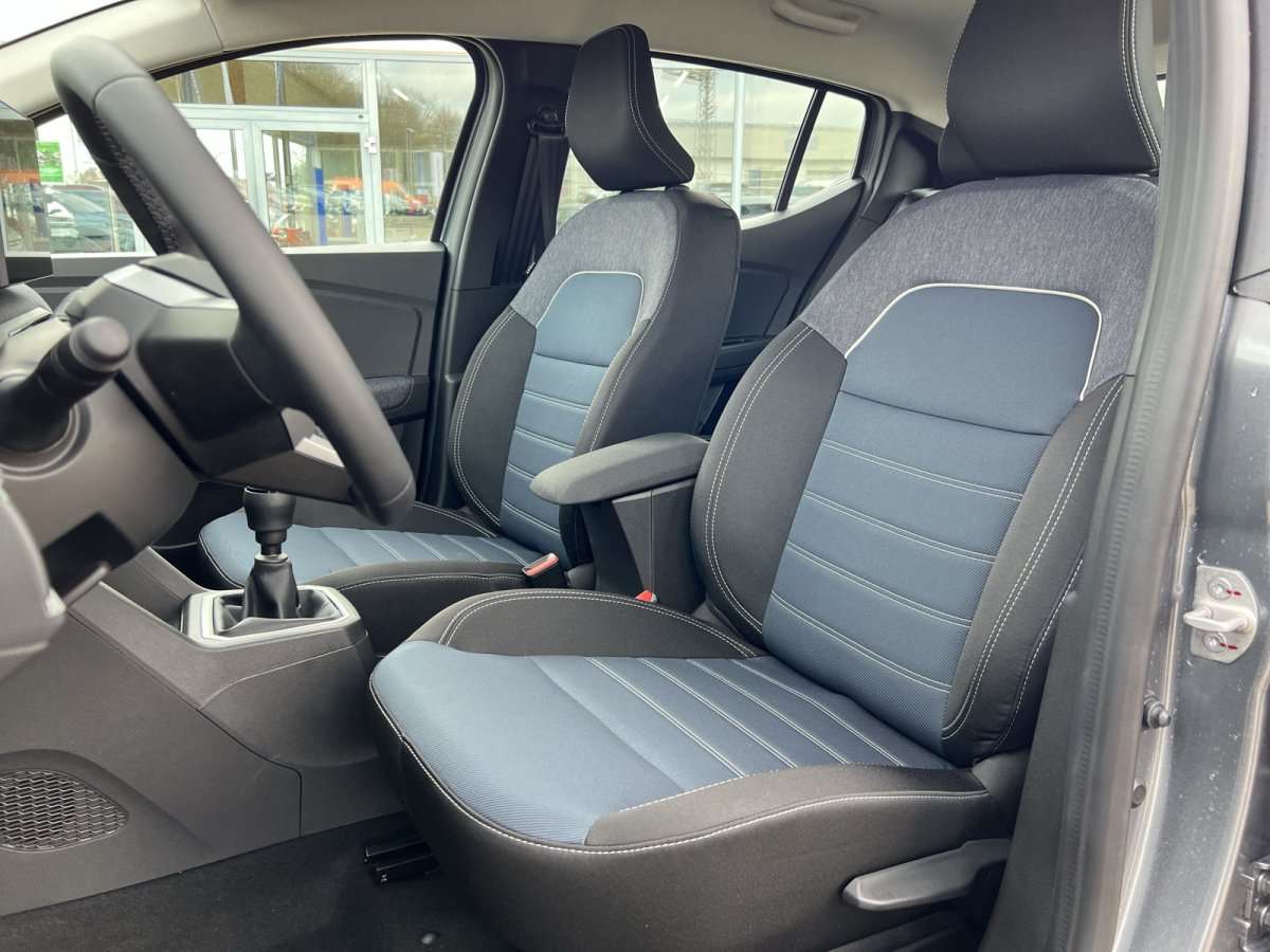 Fahrzeugbild eines Dacia Sandero
