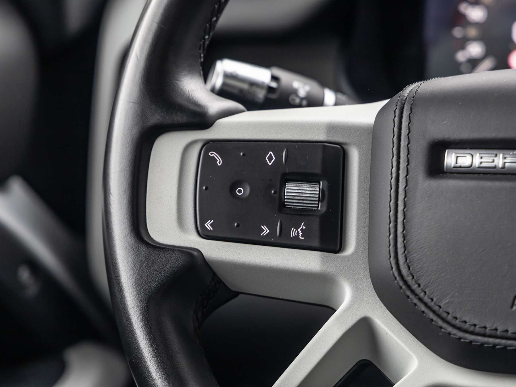 Fahrzeugbild eines Land Rover Defender