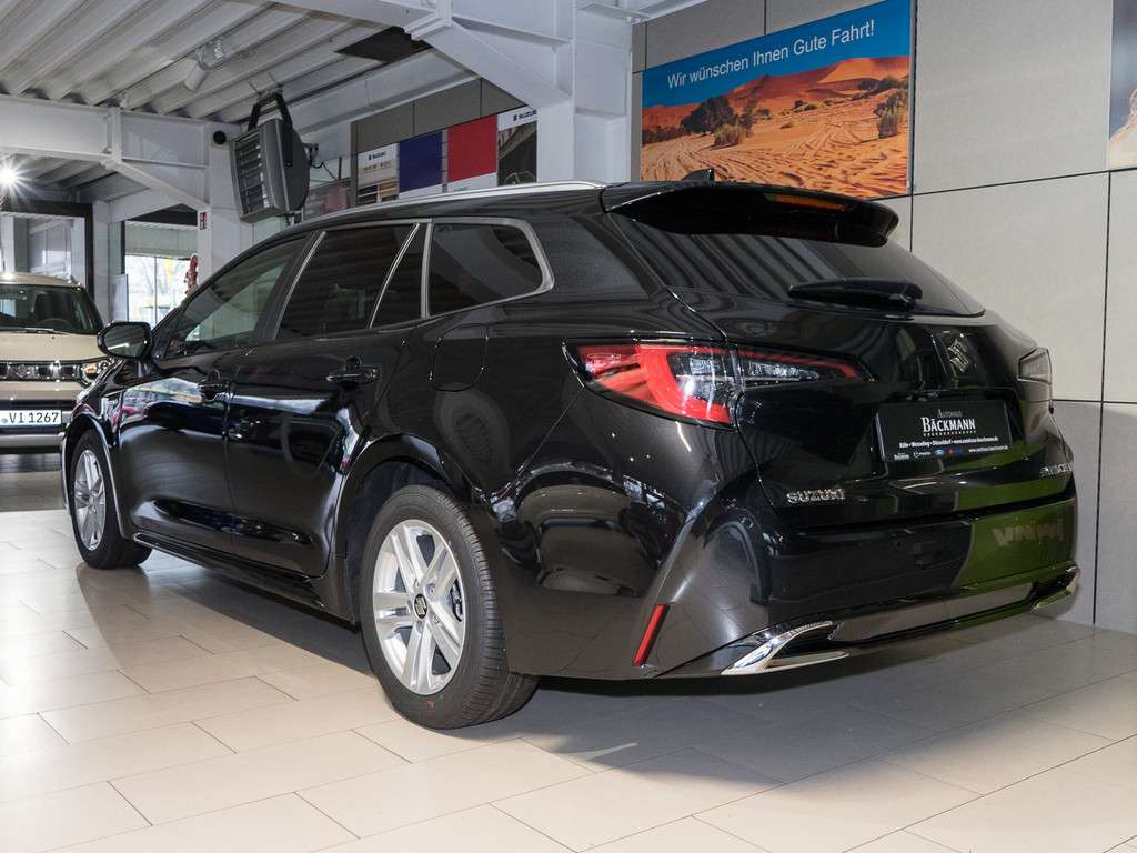 Fahrzeugbild eines Suzuki Swace