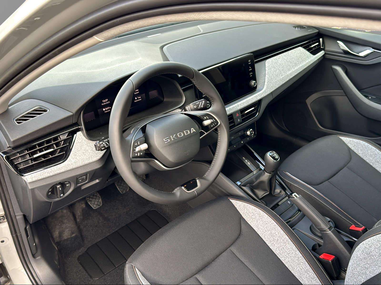 Fahrzeugbild eines Skoda Scala