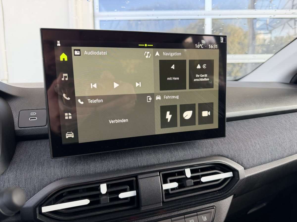 Fahrzeugbild eines Dacia Jogger