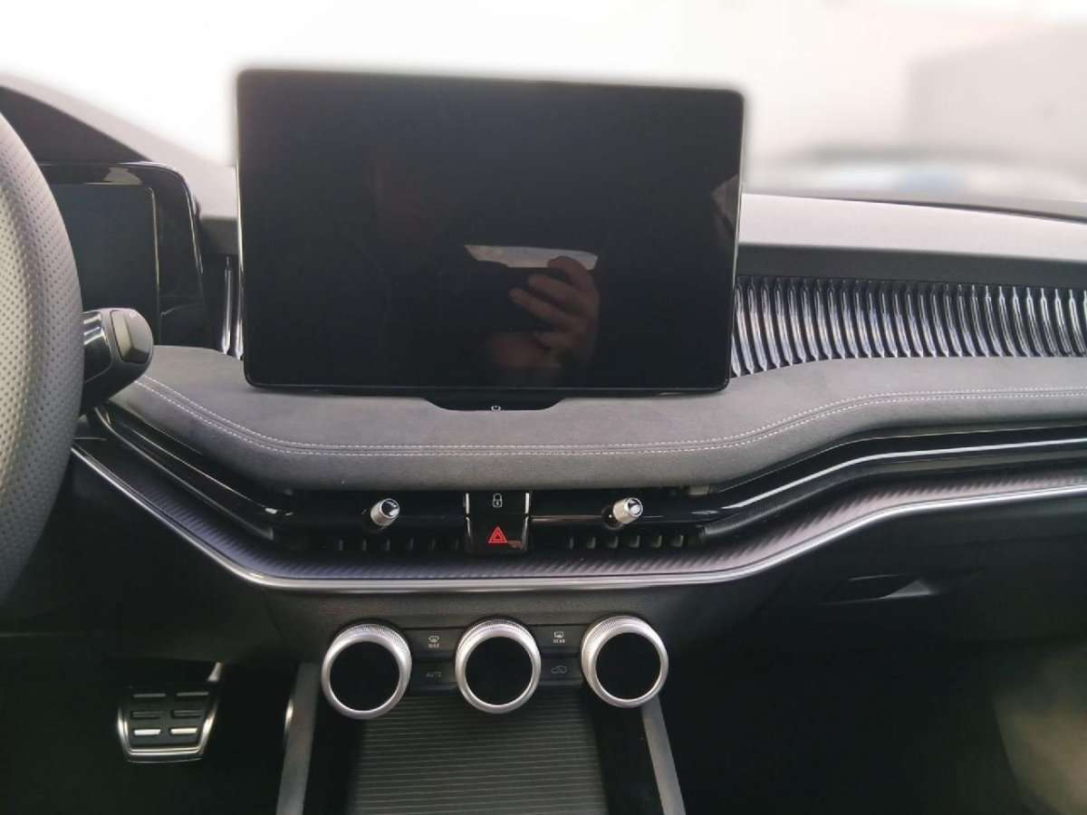 Fahrzeugbild eines Skoda Superb