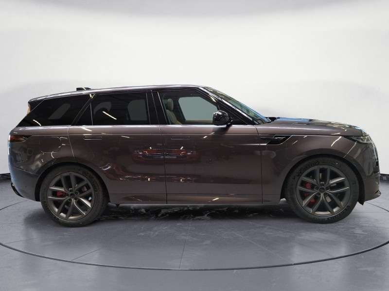 Fahrzeugbild eines Land Rover Range Rover Sport
