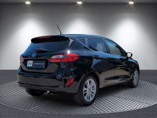 Fahrzeugbild eines Ford Fiesta