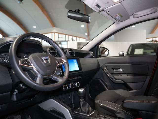 Fahrzeugbild eines Dacia Duster
