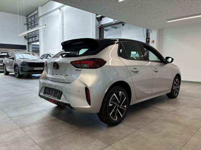 Fahrzeugbild eines Opel Corsa