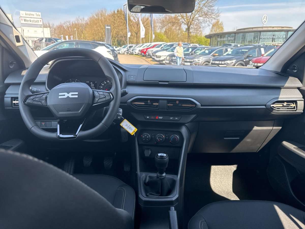 Fahrzeugbild eines Dacia Sandero