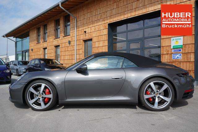 Fahrzeugbild eines Porsche 911