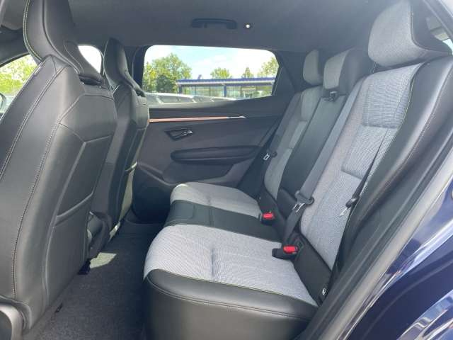 Fahrzeugbild eines Renault Scenic E-TECH