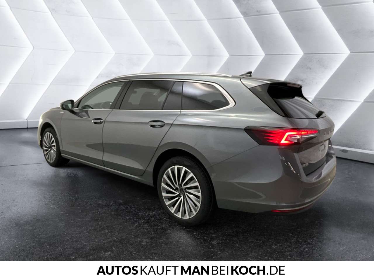 Fahrzeugbild eines Skoda Superb