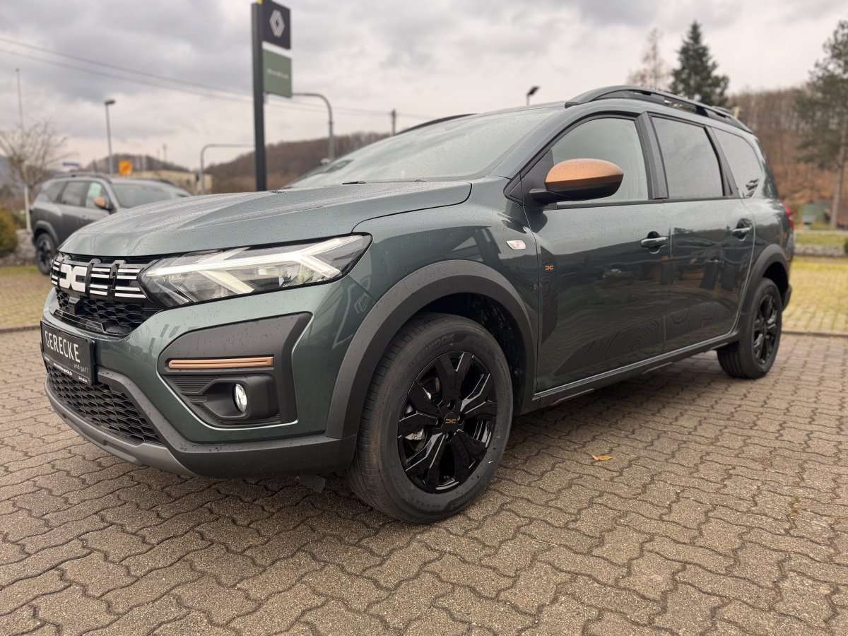 Fahrzeugbild eines Dacia Jogger