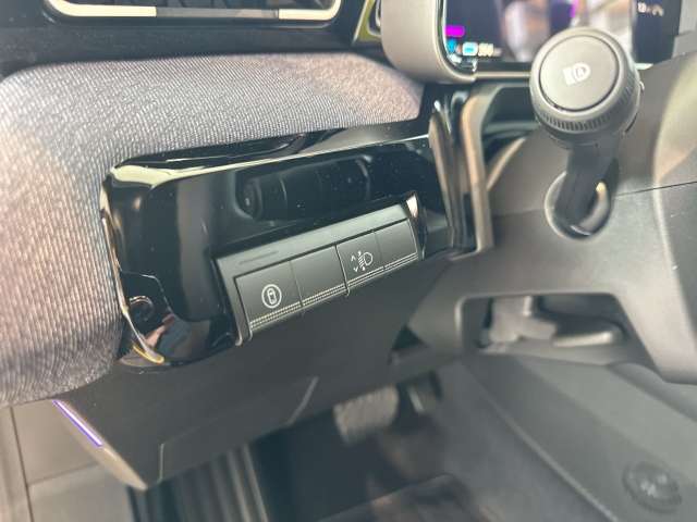 Fahrzeugbild eines Renault 5 E-TECH
