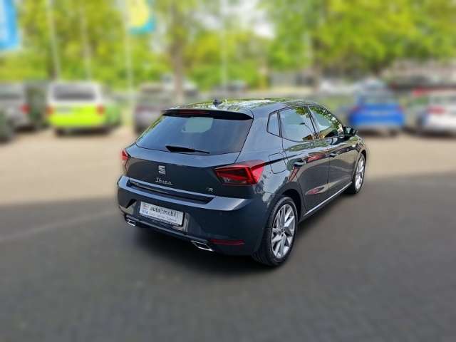 Fahrzeugbild eines SEAT Ibiza