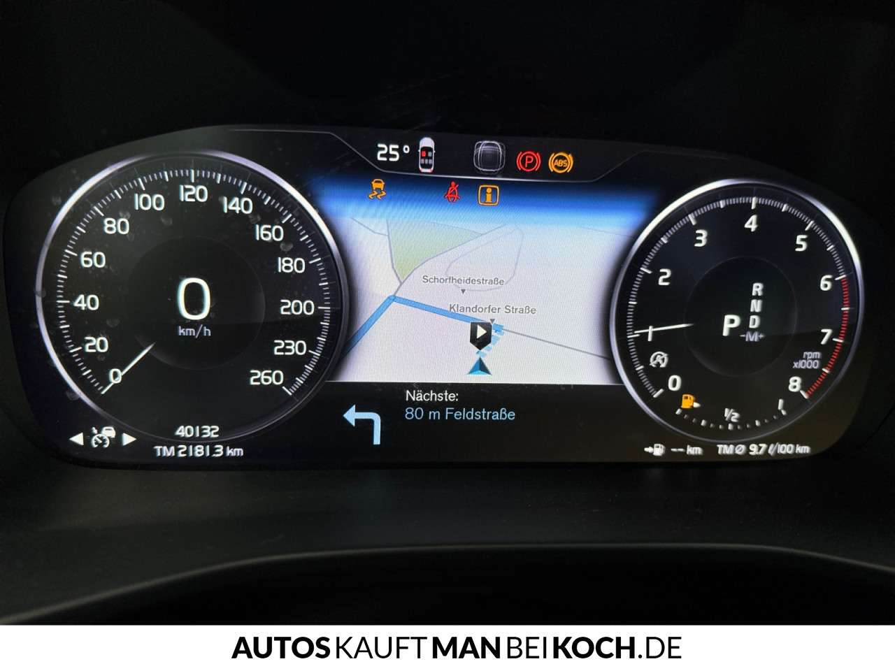 Fahrzeugbild eines Volvo XC40