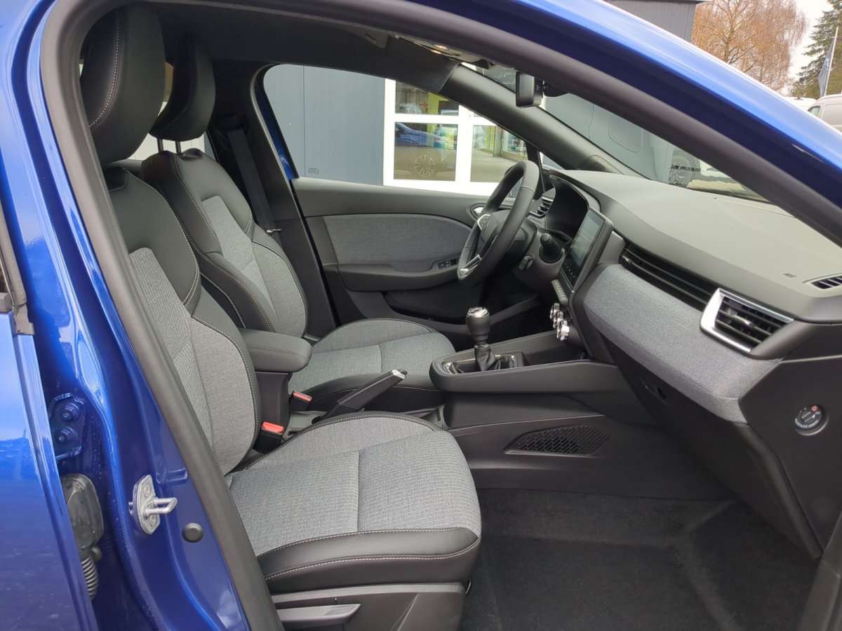 Fahrzeugbild eines Renault Clio