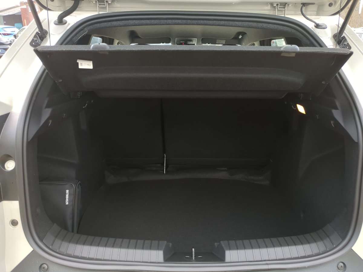 Fahrzeugbild eines Dacia Duster