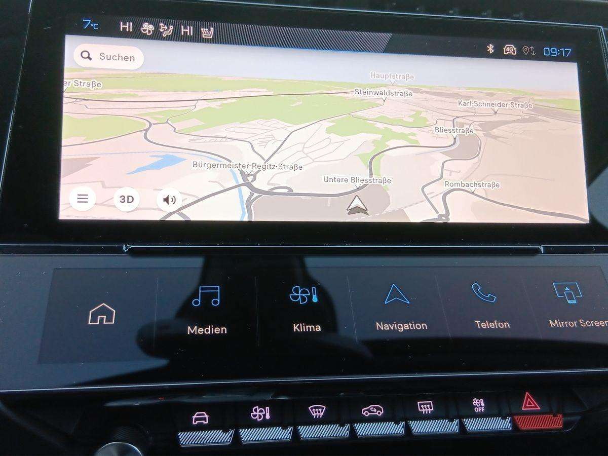 Fahrzeugbild eines Peugeot 408