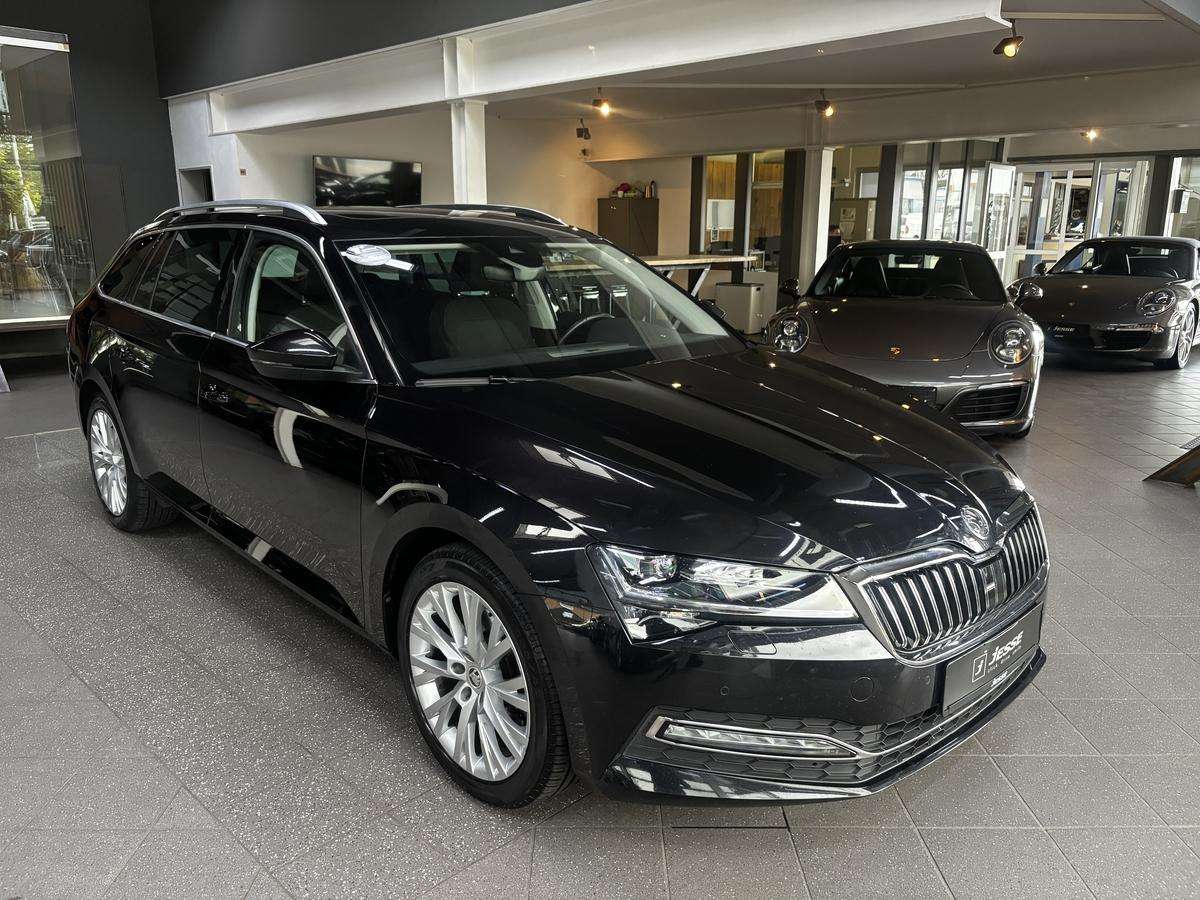 Fahrzeugbild eines Skoda Superb