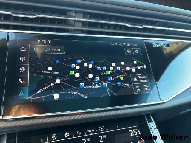 Fahrzeugbild eines Audi SQ8