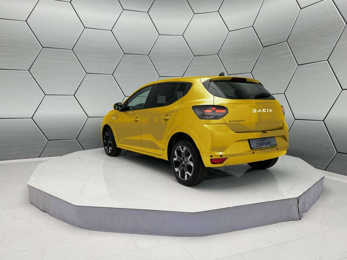Fahrzeugbild eines Dacia Sandero