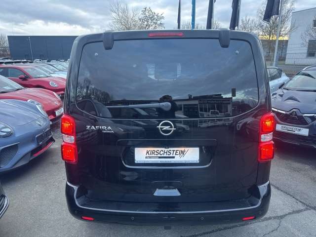 Fahrzeugbild eines Opel Zafira Life