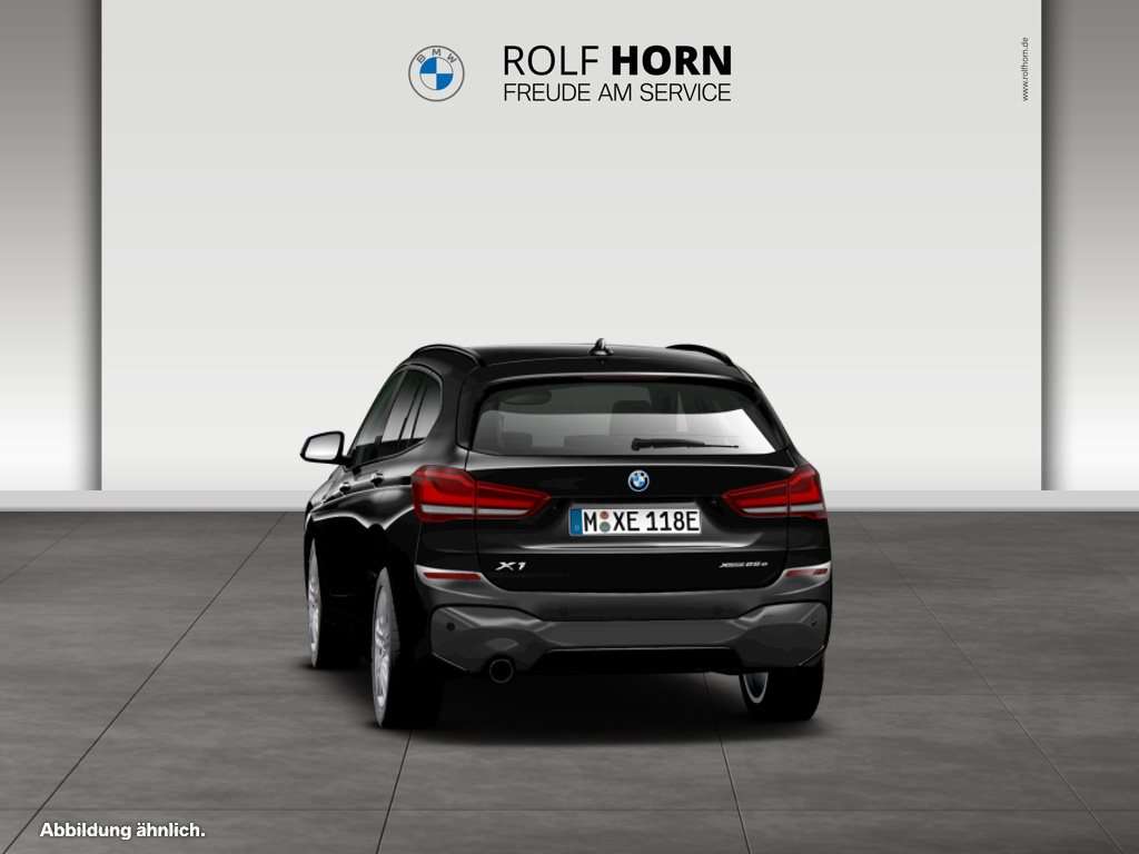 Fahrzeugbild eines BMW X1