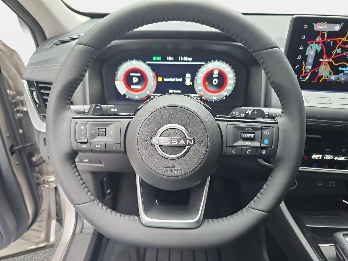 Fahrzeugbild eines Nissan X-TRAIL