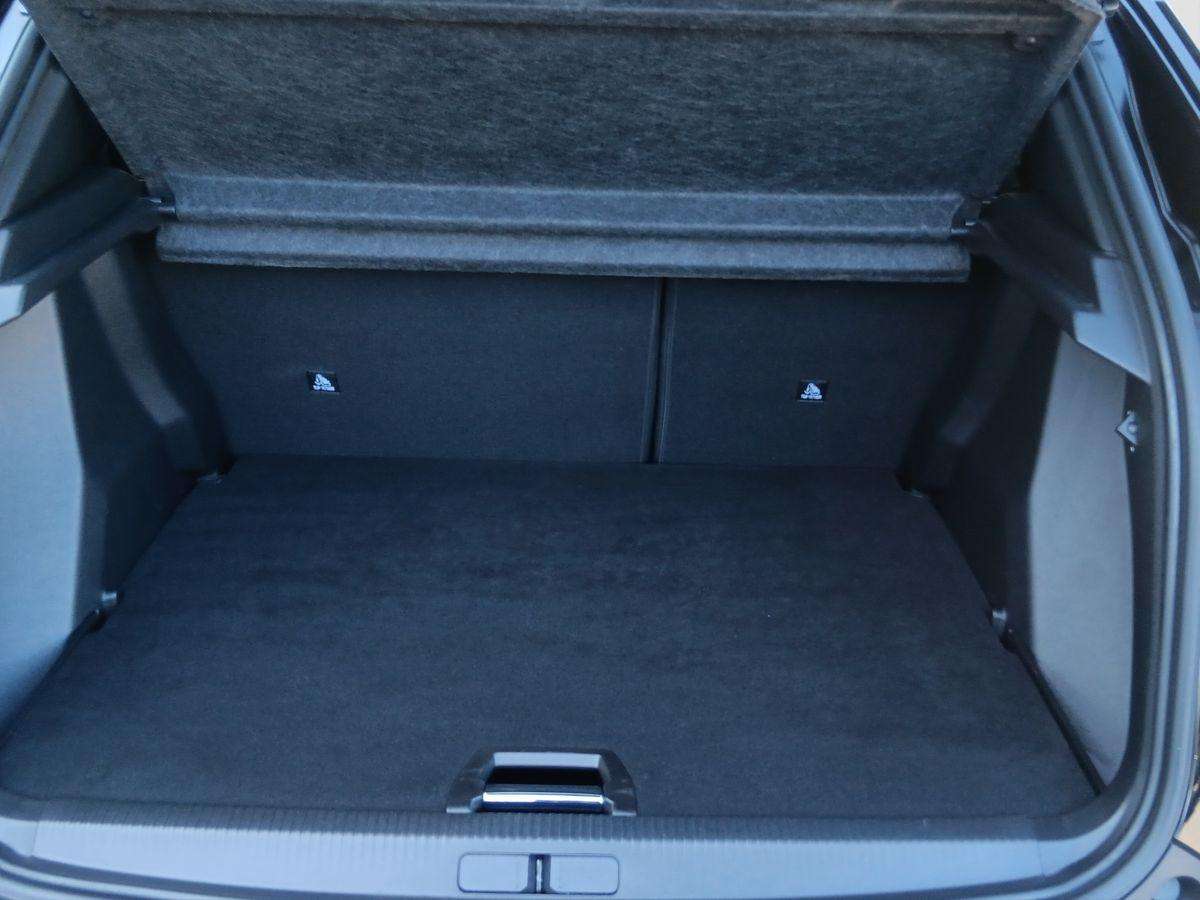 Fahrzeugbild eines Peugeot 2008
