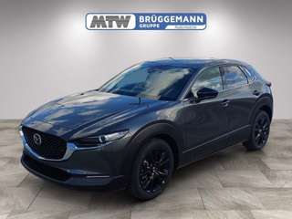 Schräge Frontansicht auf einen Mazda CX-30 , freigestellt