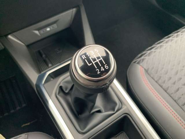Fahrzeugbild eines Renault Clio