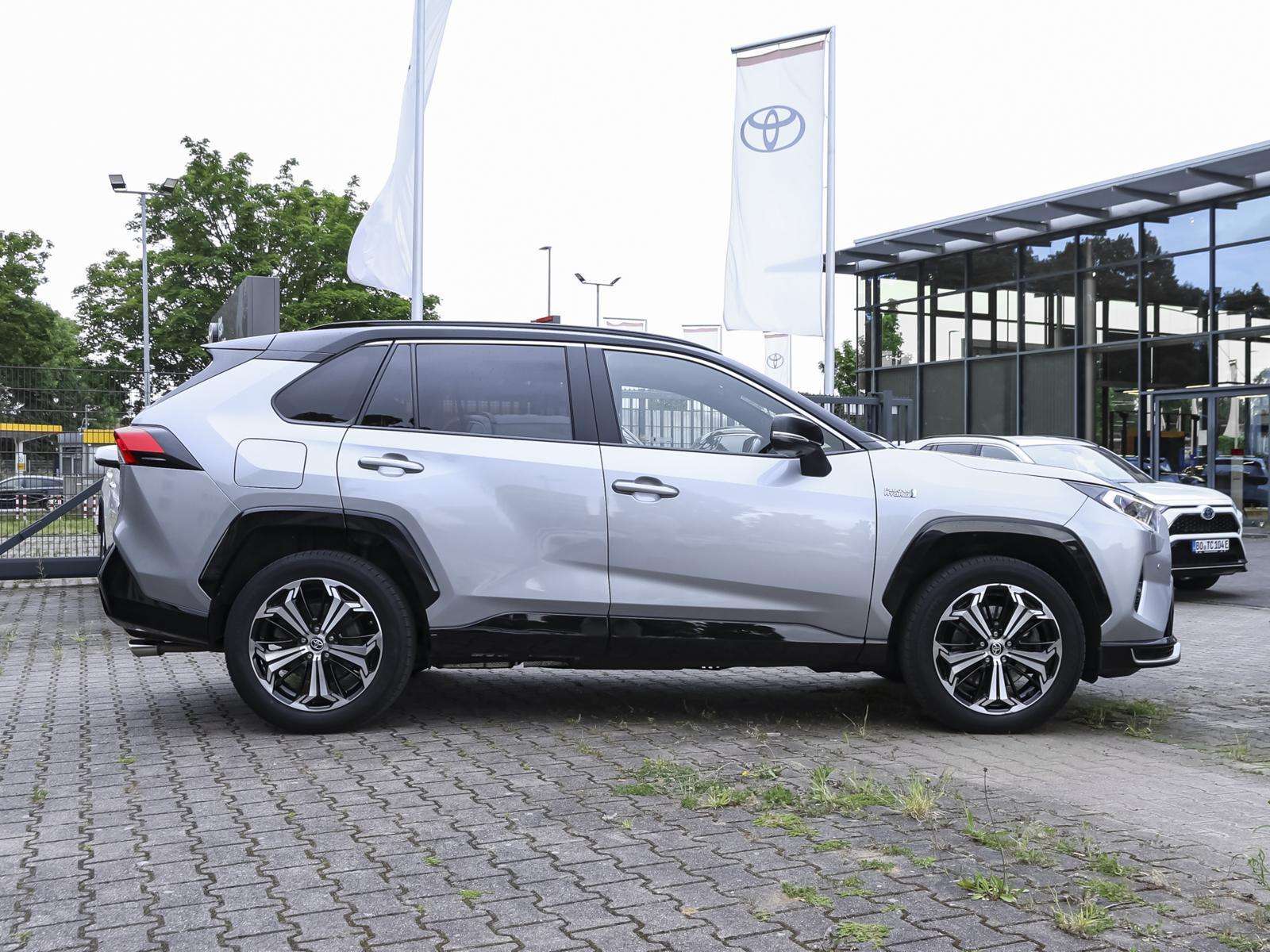 Fahrzeugbild eines Toyota RAV4