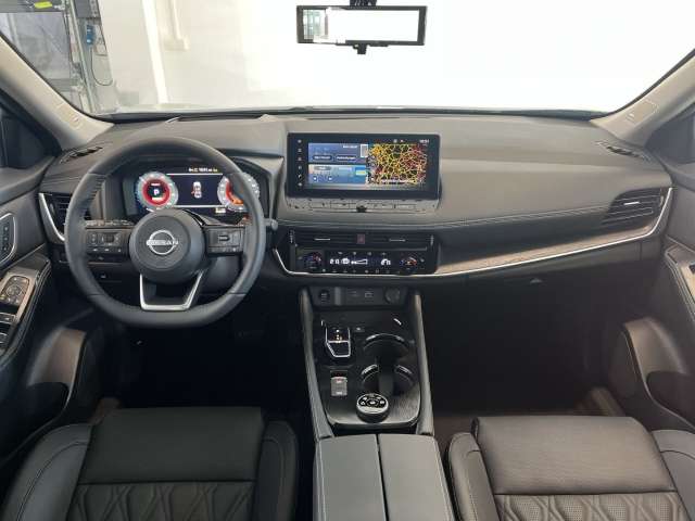 Fahrzeugbild eines Nissan X-TRAIL