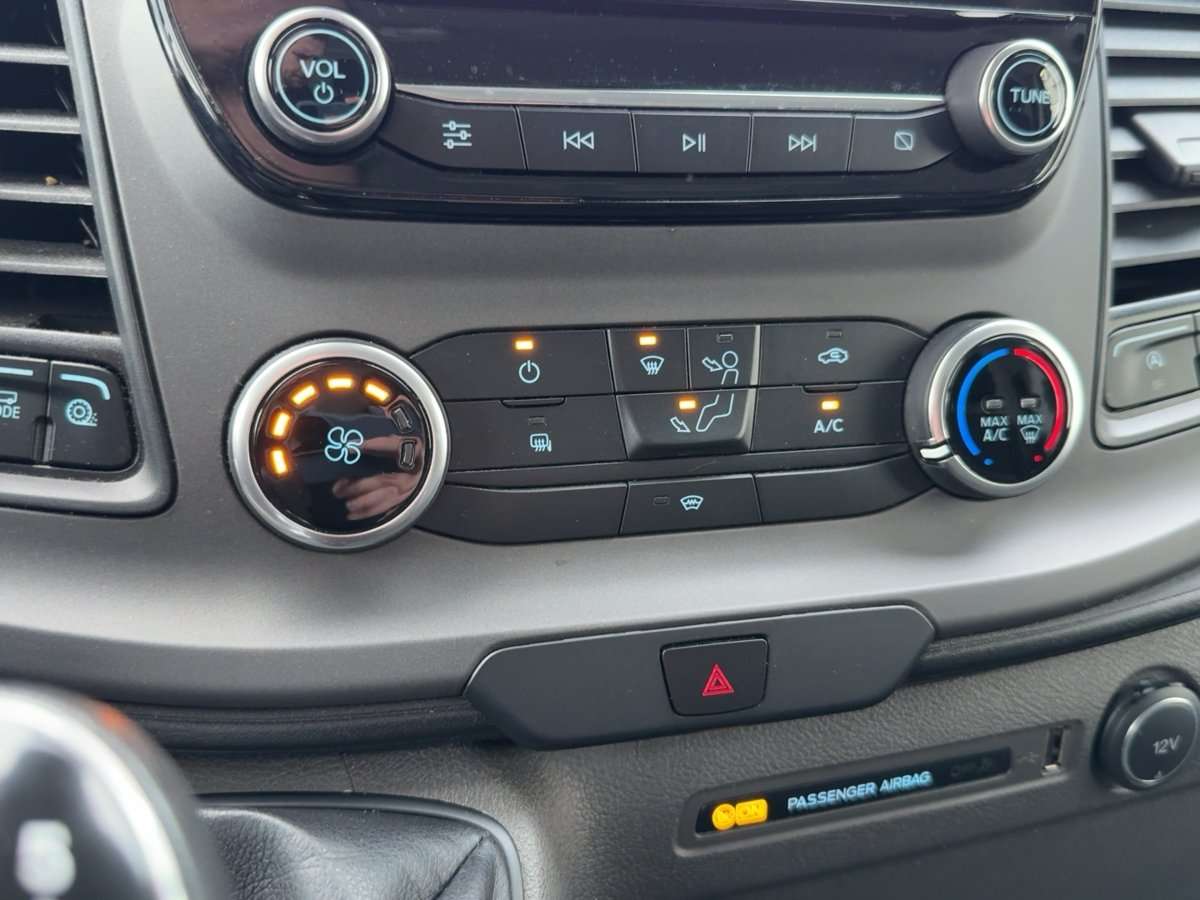 Fahrzeugbild eines Ford Transit Custom