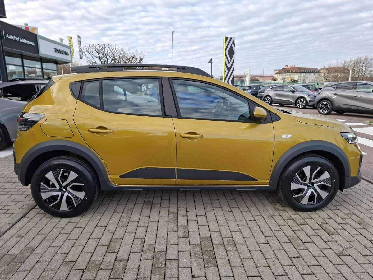 Fahrzeugbild eines Dacia Sandero