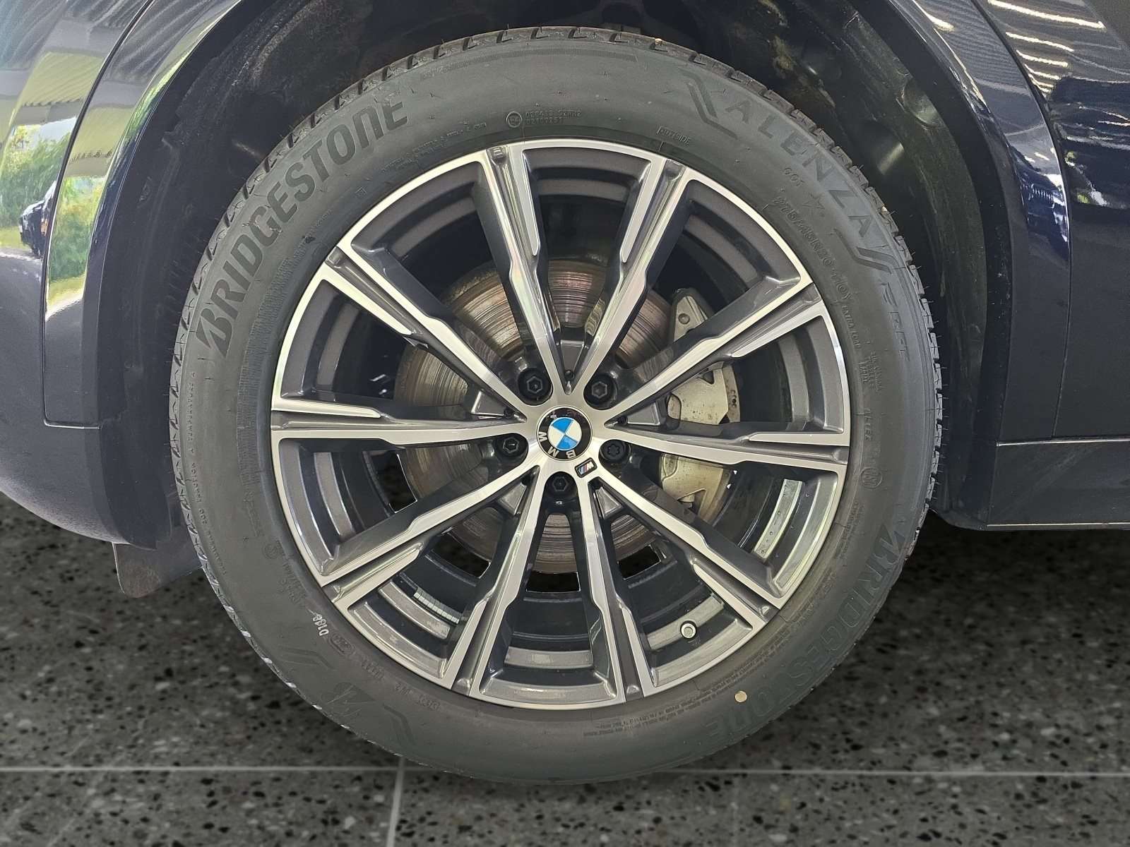 Fahrzeugbild eines BMW X6