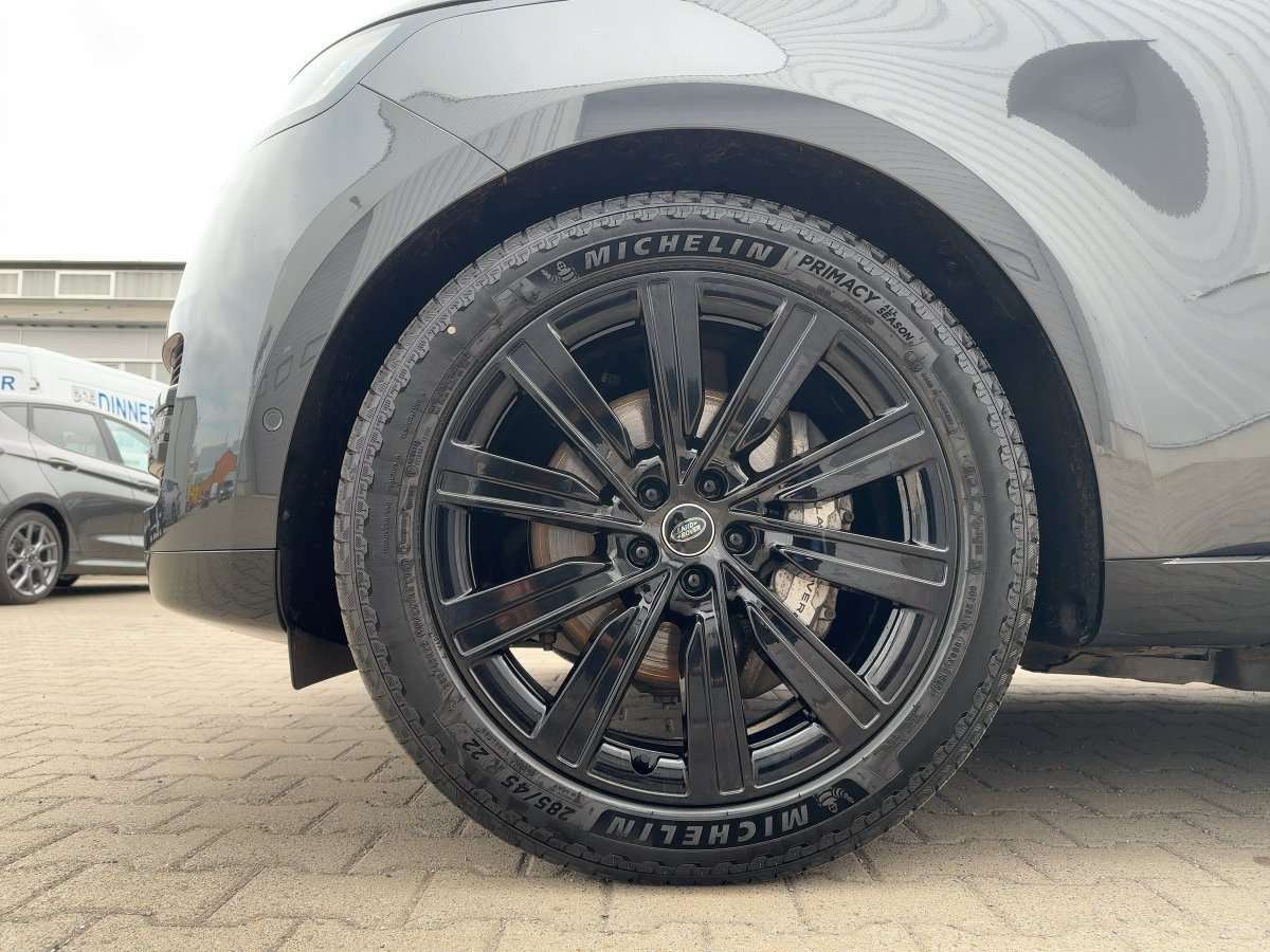 Fahrzeugbild eines Land Rover Range Rover